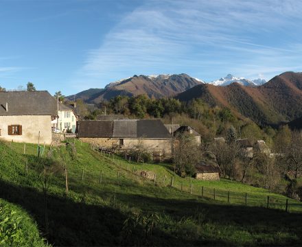 Projection: Cylindrical (1)
FOV: 118 x 49
Ev: 12.93