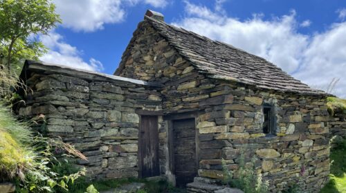 construction en pierre sèche. Les Goutets