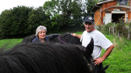 Christine et Jean-Louis Savignol élèvent des Merens à Lasserre. PHOTO PNRPA